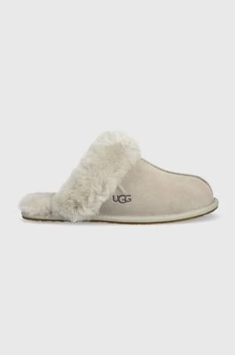 UGG Kapcie zamszowe Scuffette II kolor szary 1106872.GOA