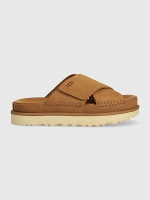 UGG klapki zamszowe Goldenstar Cross Slide damskie kolor brązowy na platformie 1137910