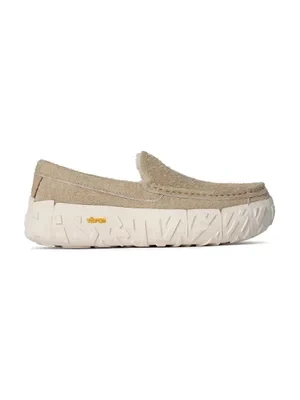 UGG mokasyny zamszowe Ascot Wrap Tech męskie kolor beżowy 1167670-MDSD