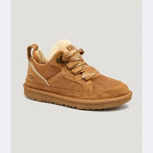 UGG Skórzane sneakersy K LOWMEL | shearling