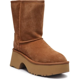 UGG Śniegowce CLASSIC SHORT NEW HEIGHTS | zamsz