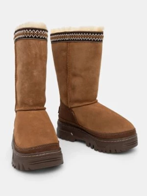 UGG śniegowce Classic Tall Trailgazer kolor brązowy 1158323-CHE