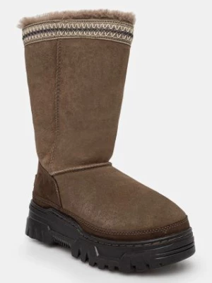 UGG śniegowce Classic Tall Trailgazer kolor brązowy 1158323-HCK