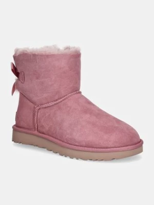 UGG śniegowce zamszowe Mini Bailey Bow II kolor różowy 1016501-DYR