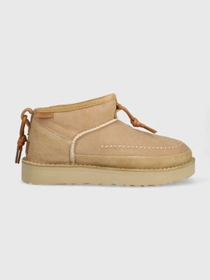 UGG śniegowce zamszowe Ultra Mini Crafted Regenerate kolor beżowy 1152953