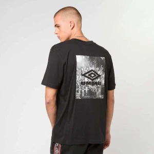 Umbro Industry Graphic Tee mężczyźni T-Shirty i Polo czarny rozmiar Odzież