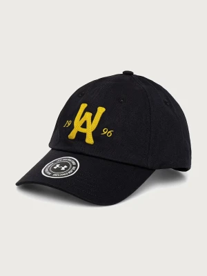 Under Armour czapka z daszkiem bawełniana Essential czarny