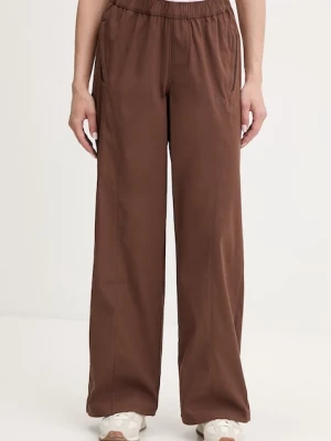 Under Armour spodnie dresowe damskie Unstoppable Wvn