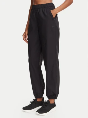 Under Armour Spodnie dresowe Unstoppable 6011400 Czarny Regular Fit