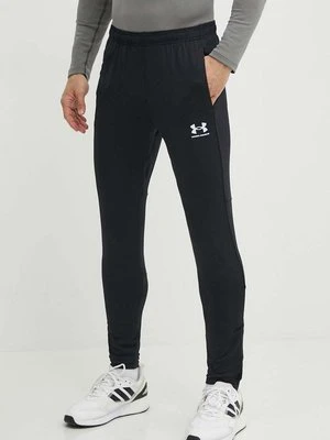 Under Armour spodnie treningowe Challenger kolor czarny gładkie 1379587