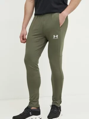 Under Armour spodnie treningowe Challenger kolor zielony gładkie 1379587