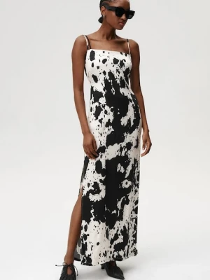 Undress Code sukienka kolor czarny maxi prosta 1071