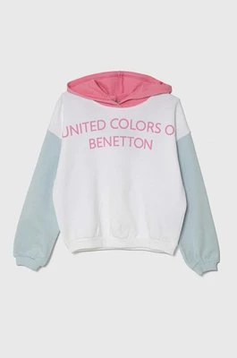 United Colors of Benetton bluza bawełniana dziecięca kolor biały z kapturem z nadrukiem