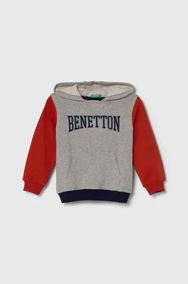 United Colors of Benetton bluza bawełniana dziecięca kolor szary z kapturem wzorzysta