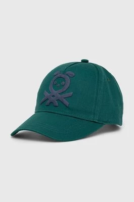 United Colors of Benetton czapka z daszkiem bawełniana dziecięca kolor zielony z aplikacją
