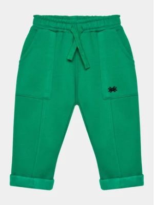 United Colors Of Benetton Spodnie dresowe 3V0KGF031 Zielony Regular Fit
