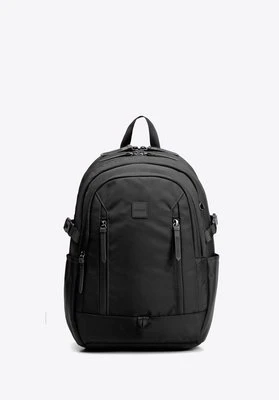 Uniwersalny plecak do samolotu czarny Wittchen