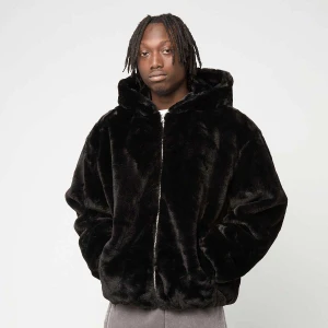 Urban Classics Full Zip Faux Fur Hoodie mężczyźni Kurtki puchowe czarny rozmiar Odzież