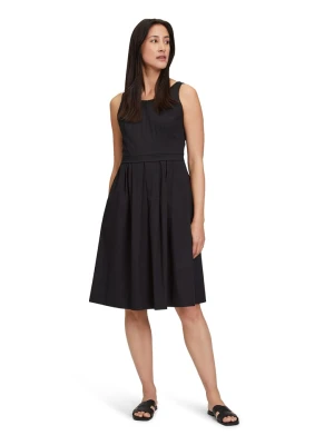 Vera Mont Sukienka w kolorze czarnym rozmiar: 38