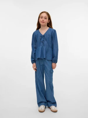 Vero Moda Girl Bojówki dżinsowe "Demi" w kolorze niebieskim rozmiar: 146
