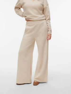 Vero Moda Spodnie dresowe w kolorze kremowym rozmiar: S