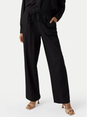 Vero Moda Spodnie materiałowe Jesmilo 10287363 Czarny Regular Fit