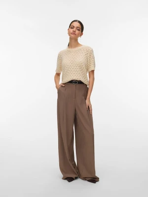 Vero Moda Sweter "Jaqueline" w kolorze beżowym rozmiar: M