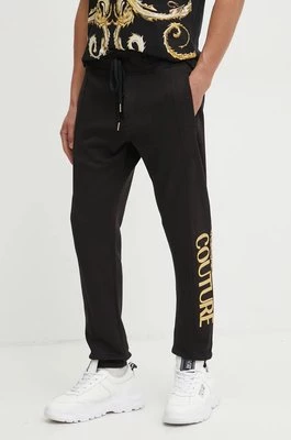 Versace Jeans Couture spodnie dresowe bawełniane kolor czarny z nadrukiem 77GAAT05 CF00T