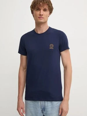 Versace t-shirt bawełniany męski kolor granatowy z nadrukiem AUU01005 1A10011