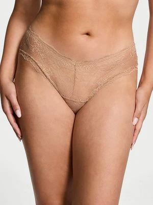 Very Sexy Majtki koronkowe z wysoko wyciętymi nogawkami Rose Lace Cheeky Victoria's Secret