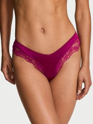 Very Sexy Majtki z koronką na krawędziach i wysoko wyciętymi nogawkami Lace-Trim Cheeky Victoria's Secret