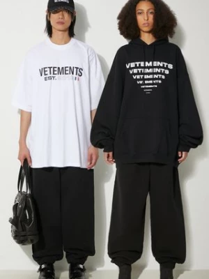 VETEMENTS spodnie dresowe Embroidered Logo kolor czarny gładkie UE64SP400B