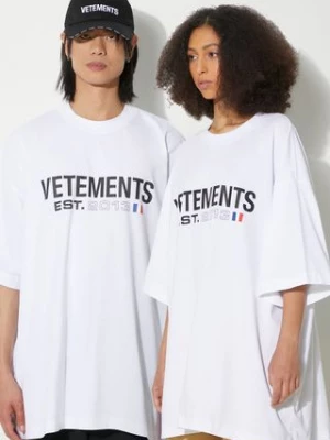 VETEMENTS t-shirt bawełniany Flag Logo T-Shirt kolor biały z nadrukiem UE64TR160W