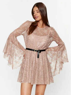 ViCOLO Sukienka koktajlowa TR0261 Beżowy Regular Fit