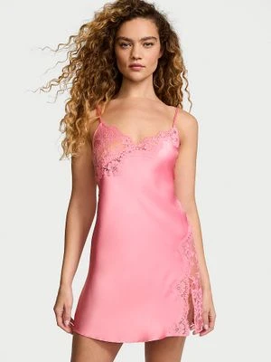 Victoria's Secret Koszulka nocna satynowa z koronką Lace-Trim Asymmetric