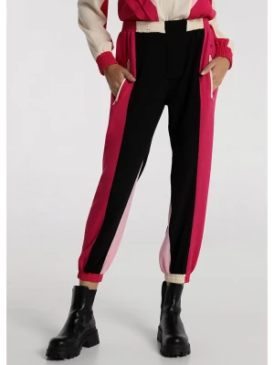 Victorio & Lucchino Spodnie dresowe w kolorze czarno-różowym rozmiar: M