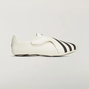 VIRGINIA Vario FLAT EARTHER by Pharrell Adidas