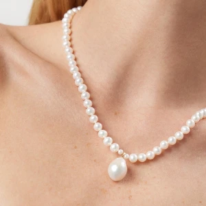 W.KRUK Naszyjnik złoty z perłami