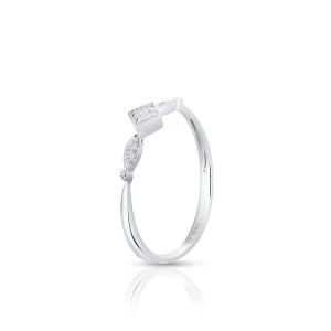 W.KRUK Pierścionek białe złoto z diamentami