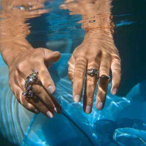 W.KRUK - Pierścionek srebrny KOI