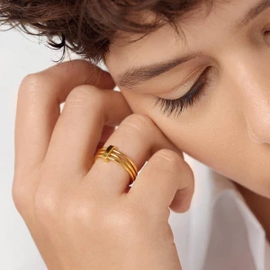 W.KRUK Pierścionek srebrny pozłacany