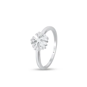 W.KRUK Pierścionek srebrny z motywem śnieżynki