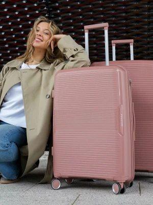 Walizka średnia z zamkiem szyfrowym z polipropylenu różowa Puccini