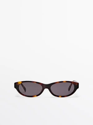 Wąskie Okulary Przeciwsłoneczne Z Rogowym Efektem - Brązowy - - Massimo Dutti - Kobieta