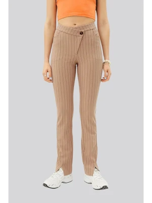 Weekday Spodnie w kolorze beżowym rozmiar: 40