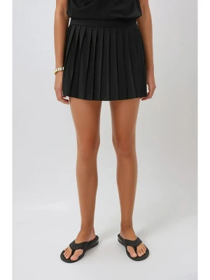 Weekday Szorty w kolorze czarnym rozmiar: L