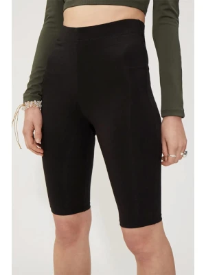Weekday Szorty w kolorze czarnym rozmiar: M