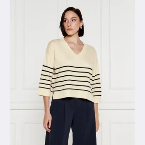 Weekend MaxMara Kaszmirowy sweter | Relaxed fit