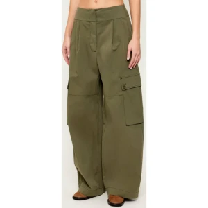 Weekend MaxMara Spodnie cargo WKDAQUILA | Loose fit