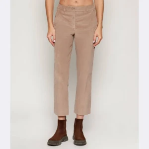 Weekend MaxMara Sztruksowe spodnie MARRUCA | Slim Fit